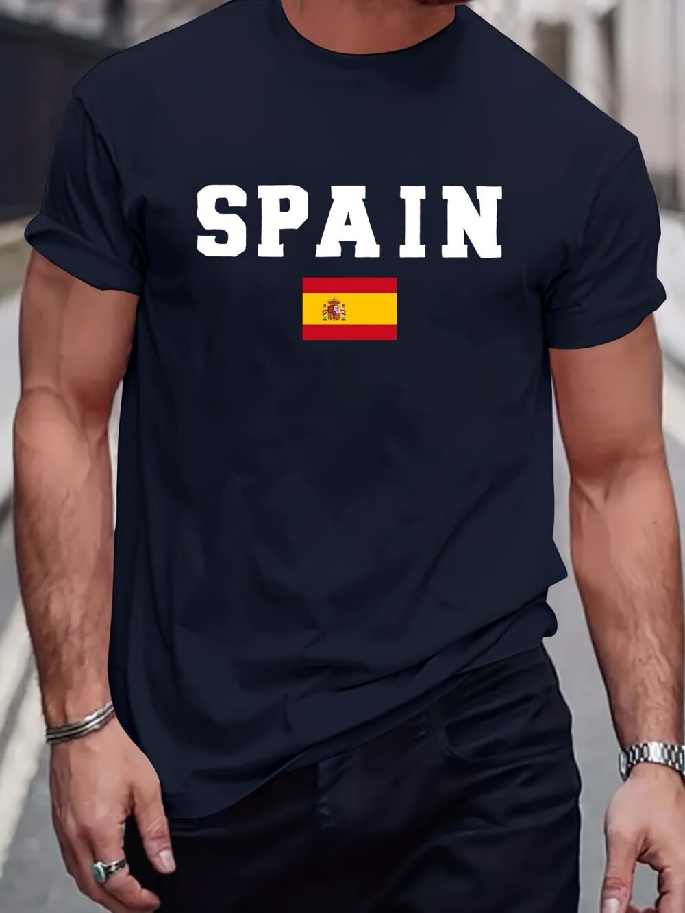 Camiseta de manga corta con cuello redondo y estampado de la bandera de España para hombre, tejido de punto de poliéster, corte regular, ligera elasticidad, estilo casual urbano con diseño patriótico para camiseta de verano para adultos. - Image 3